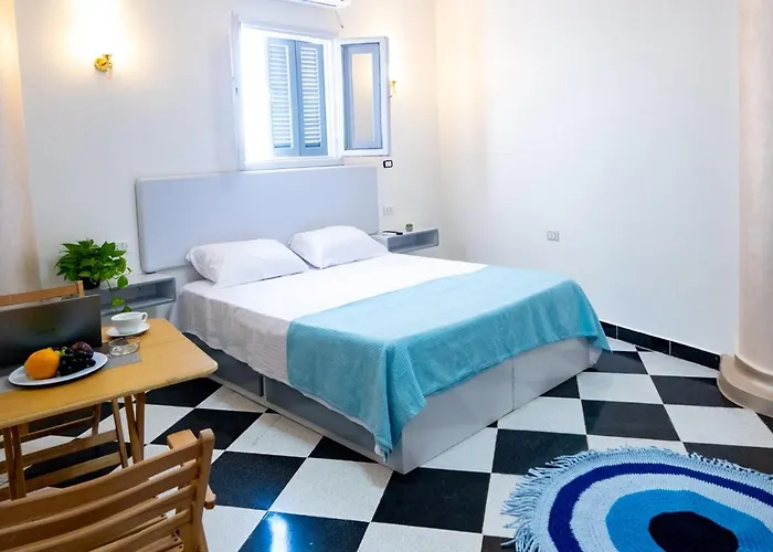 White Flat Apartmanhotel